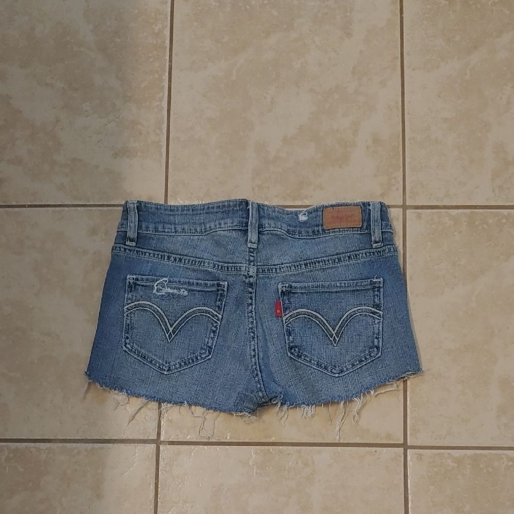 Vintage Y2K Levi Shorts 518 Superlow Cutoff Denim Women's Size 1
